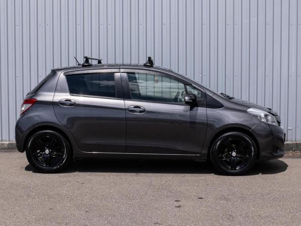 Toyota Vitz III (XP130) с пробегом 2014 года, цена 799 000 рублей, 151108 км, хэтчбек, Автокод Объявления
