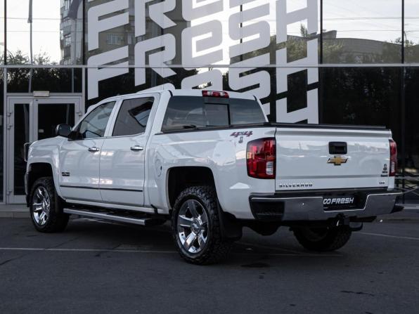 Chevrolet Silverado III (K2XX) Рестайлинг с пробегом 2017 года, цена 4 250 000 рублей, 126414 км, offers.body_type.unknown, Автокод Объявления