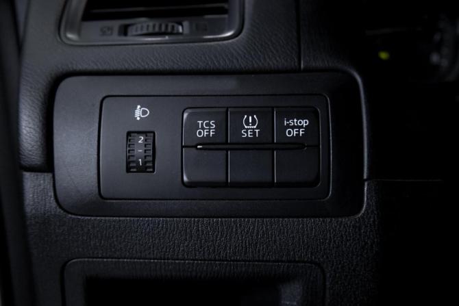 Mazda CX-5 I с пробегом 2014 года, цена 1 549 000 рублей, 216024 км, внедорожник, Автокод Объявления