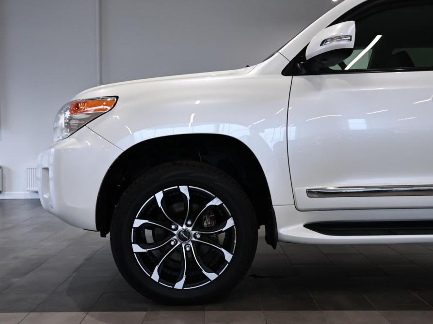 Toyota Land Cruiser 200 Series Рестайлинг 2 Калуга  - изображение 13