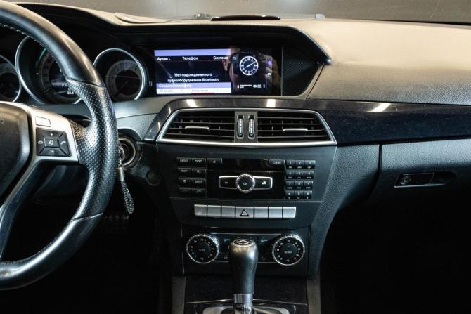 Mercedes-Benz C-Класс III (W204) Рестайлинг с пробегом 2012 года, цена 1 569 000 рублей, 265053 км, седан, Автокод Объявления
