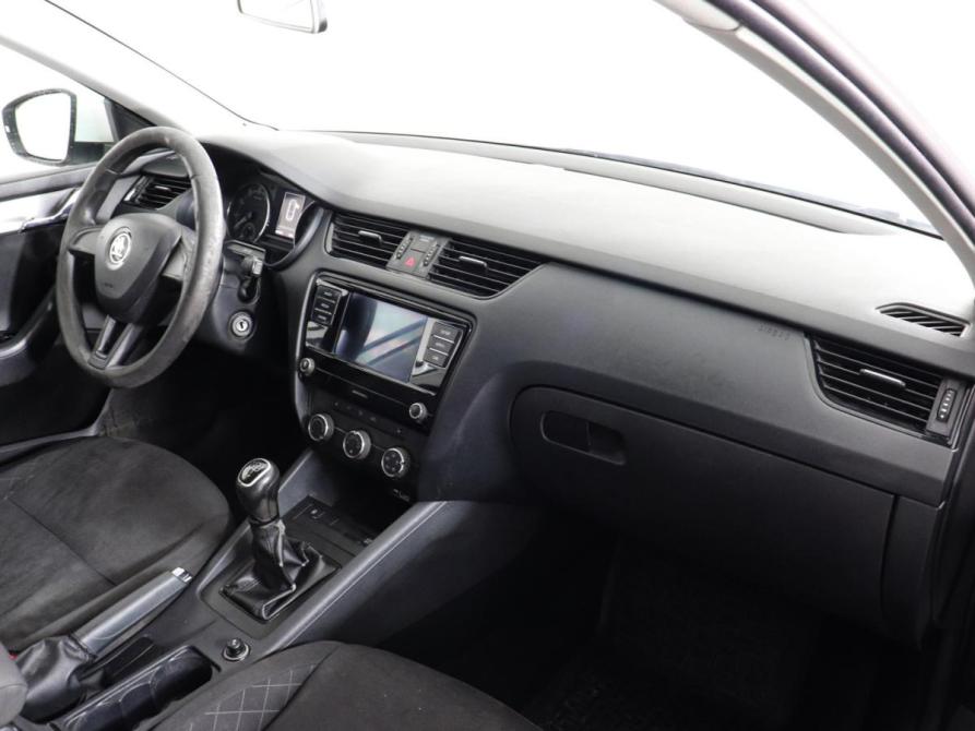 Skoda Octavia III (A7) Рестайлинг Химки  - изображение 11