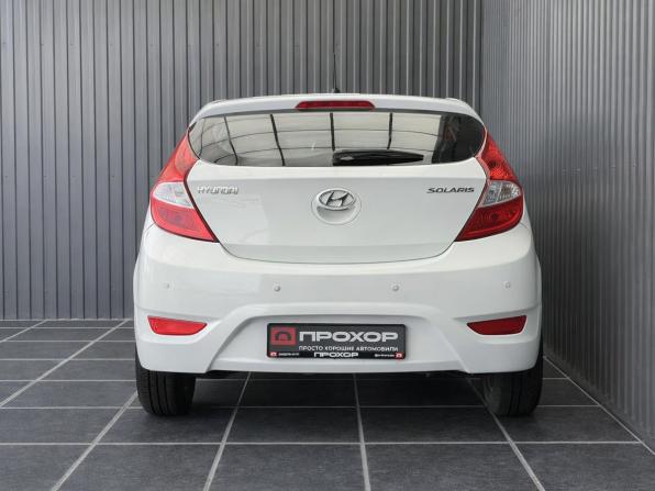 Hyundai Solaris I с пробегом 2013 года, цена 717 000 рублей, 106327 км, хэтчбек, Автокод Объявления