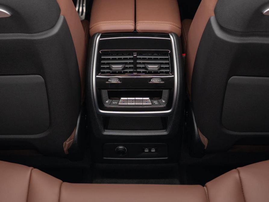 BMW X7 I (G07) Рестайлинг Москва  - изображение 21