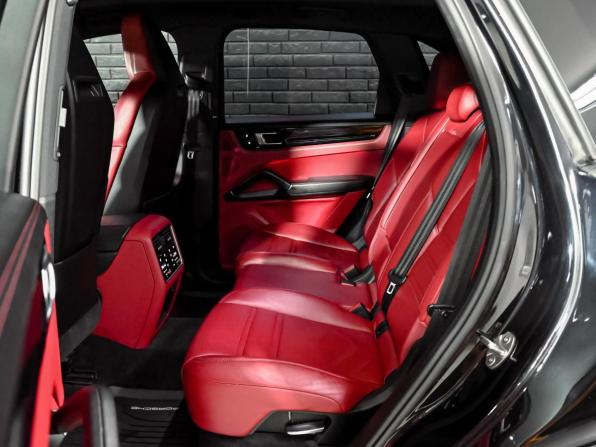 Porsche Cayenne III с пробегом 2019 года, цена 5 690 000 рублей, 117199 км, внедорожник, Автокод Объявления