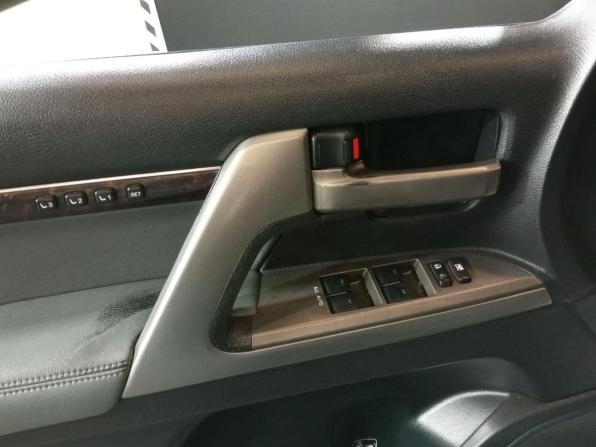 Toyota Land Cruiser 200 Series с пробегом 2009 года, цена 2 550 000 рублей, 236950 км, внедорожник, Автокод Объявления