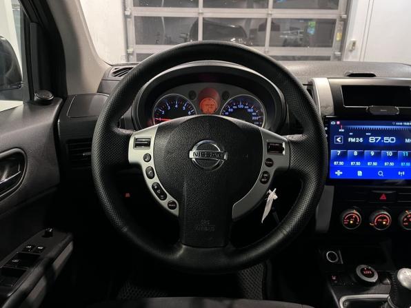 Nissan X-Trail II с пробегом 2009 года, цена 970 000 рублей, 196579 км, внедорожник, Автокод Объявления