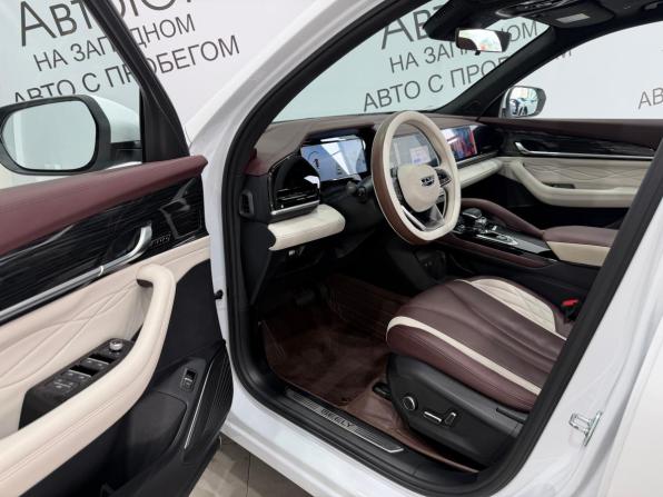 Geely Monjaro I с пробегом 2022 года, цена 2 889 000 рублей, 42981 км, внедорожник, Автокод Объявления