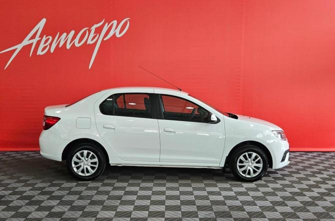 Renault Logan II Рестайлинг с пробегом 2021 года, цена 1 159 000 рублей, 34419 км, седан, Автокод Объявления