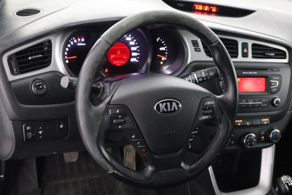 Kia Ceed II Санкт-Петербург  - изображение 9