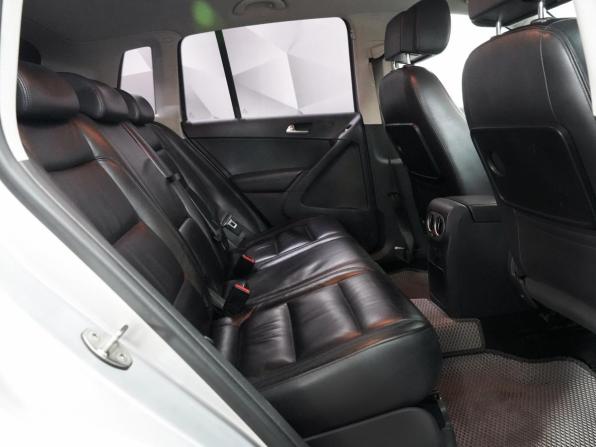 Volkswagen Tiguan I Рестайлинг с пробегом 2011 года, цена 1 424 000 рублей, 246000 км, внедорожник, Автокод Объявления