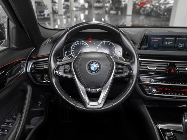 BMW 5 серии VII (G30/G31/G38) с пробегом 2018 года, цена 2 730 000 рублей, 159557 км, седан, Автокод Объявления