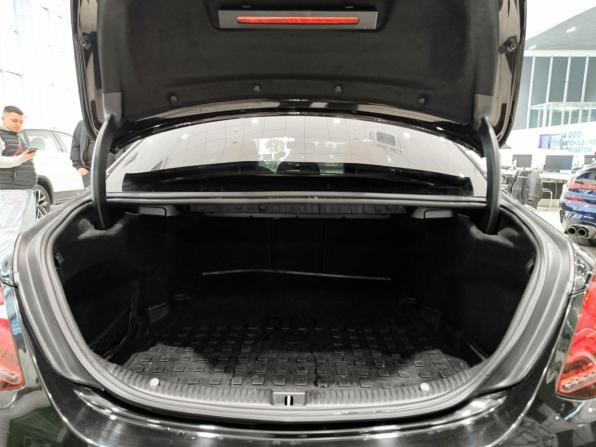 Mercedes-Benz C-Класс IV (W205) Рестайлинг с пробегом 2019 года, цена 2 150 000 рублей, 165824 км, седан, Автокод Объявления