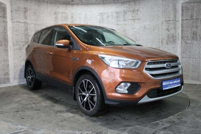 Ford Kuga II Рестайлинг с пробегом 2017 года, цена 1 695 000 рублей, 102429 км, внедорожник, Автокод Объявления