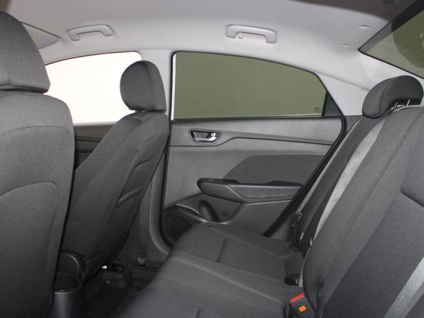 Hyundai Solaris II с пробегом 2018 года, цена 1 509 900 рублей, 44036 км, седан, Автокод Объявления