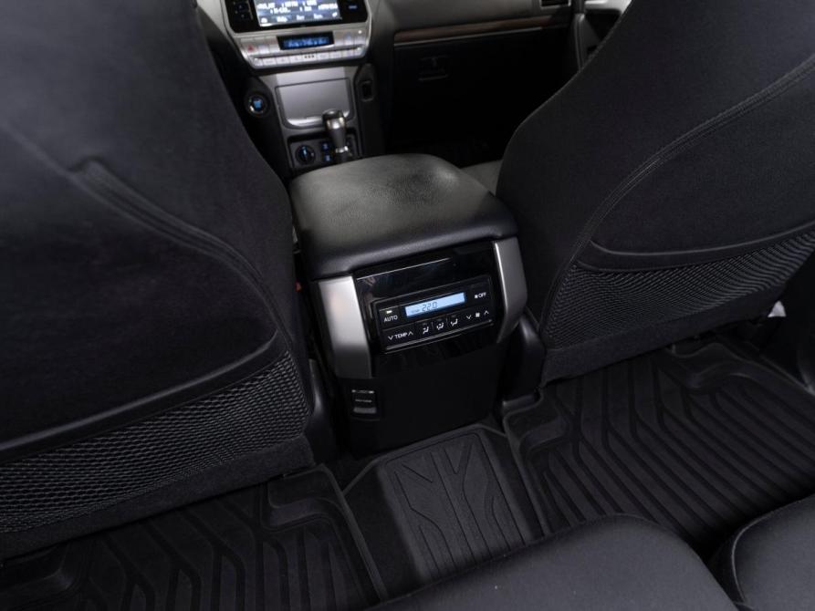 Toyota Land Cruiser Prado 150 Series Рестайлинг 2 Москва  - изображение 13