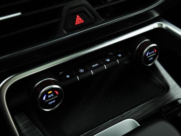 Geely Tugella I Рестайлинг с пробегом 2023 года, цена 2 899 000 рублей, 40235 км, внедорожник, Автокод Объявления
