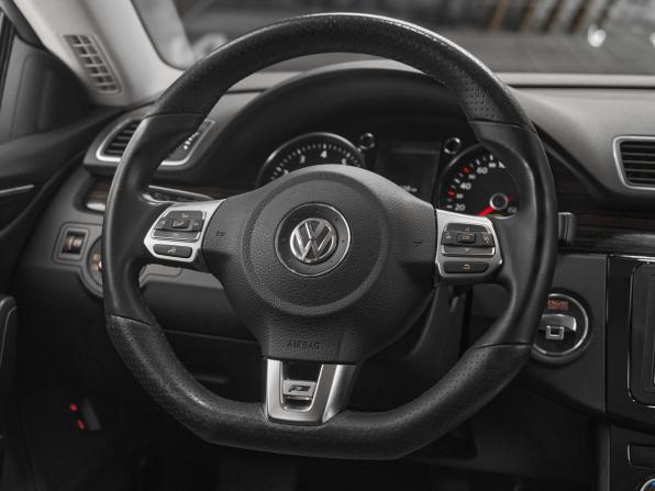 Volkswagen Passat CC I Рестайлинг с пробегом 2013 года, цена 1 349 000 рублей, 173700 км, седан, Автокод Объявления