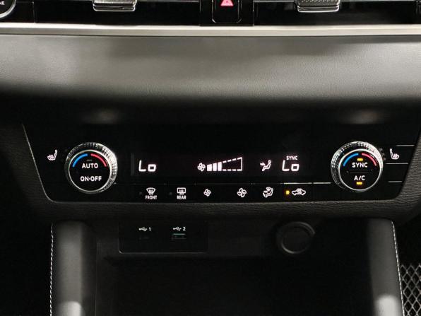 Mitsubishi Outlander IV с пробегом 2023 года, цена 3 970 000 рублей, 66 км, внедорожник, Автокод Объявления
