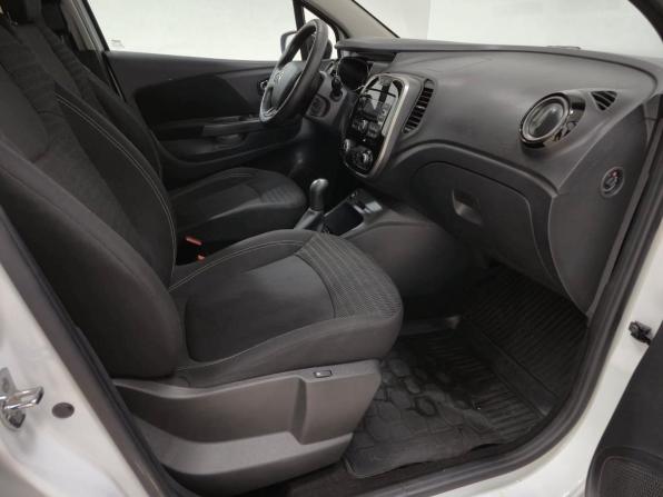 Renault Kaptur I с пробегом 2017 года, цена 1 360 000 рублей, 119280 км, внедорожник, Автокод Объявления