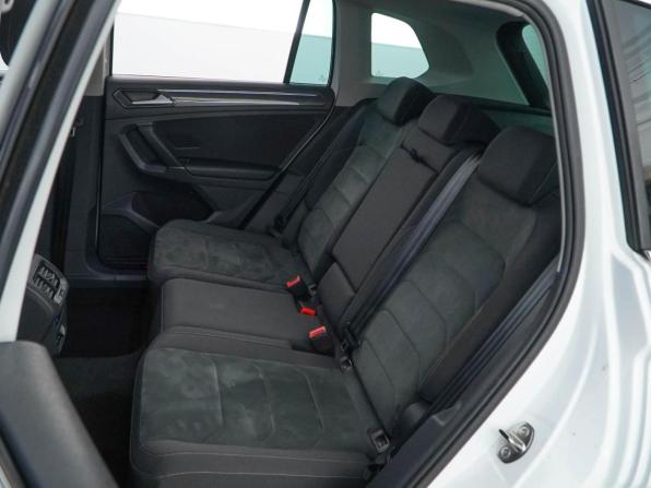 Volkswagen Tiguan II с пробегом 2018 года, цена 2 389 000 рублей, 114630 км, внедорожник, Автокод Объявления