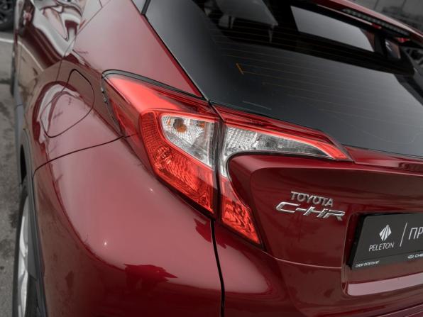 Toyota C-HR I с пробегом 2018 года, цена 2 485 000 рублей, 81591 км, внедорожник, Автокод Объявления