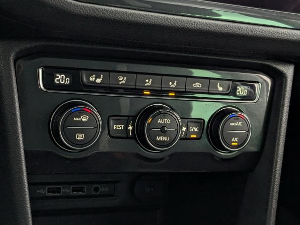 Volkswagen Tiguan II с пробегом 2019 года, цена 2 150 000 рублей, 193073 км, внедорожник, Автокод Объявления