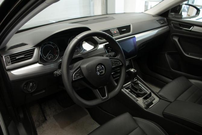 Skoda Superb III Рестайлинг с пробегом 2020 года, цена 2 460 000 рублей, 80622 км, лифтбек, Автокод Объявления