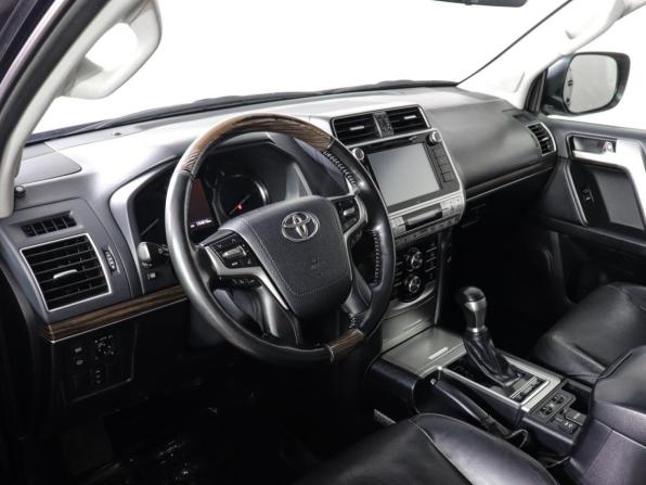 Toyota Land Cruiser Prado 150 Series Рестайлинг 2 с пробегом 2018 года, цена 4 960 000 рублей, 154813 км, внедорожник, Автокод Объявления