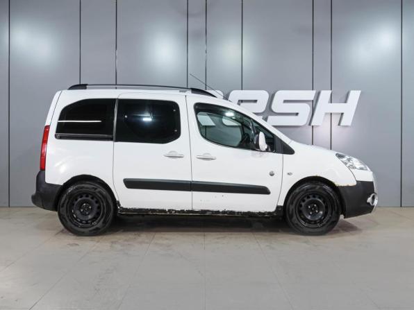 Peugeot Partner II с пробегом 2011 года, цена 679 000 рублей, 236359 км, компактвэн, Автокод Объявления