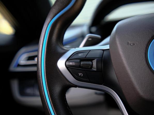 BMW i8 I с пробегом 2016 года, цена 6 500 000 рублей, 39405 км, купе, Автокод Объявления