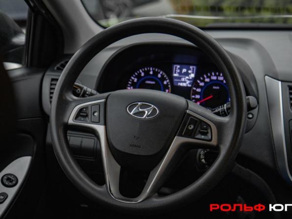 Hyundai Solaris I Рестайлинг с пробегом 2015 года, цена 868 000 рублей, 146817 км, хэтчбек, Автокод Объявления