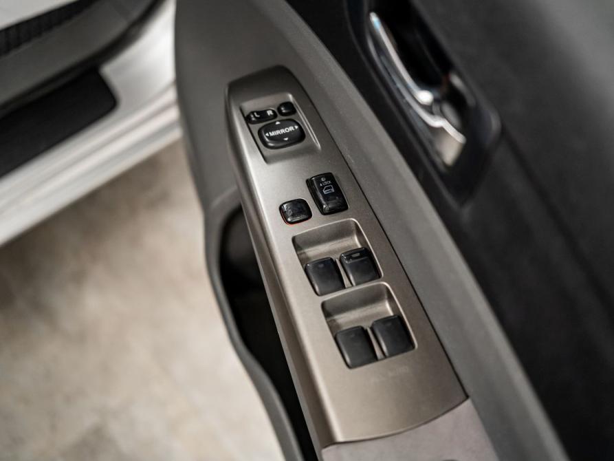 Toyota Prius II Рестайлинг (XW20) Красноярск  - изображение 14