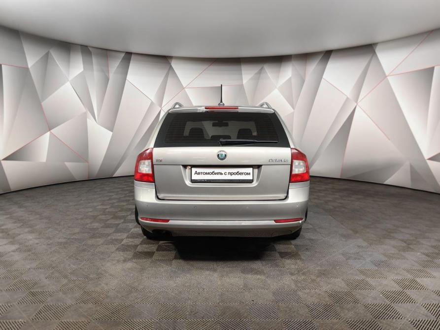 Skoda Octavia II (A5) Рестайлинг Москва  - изображение 8