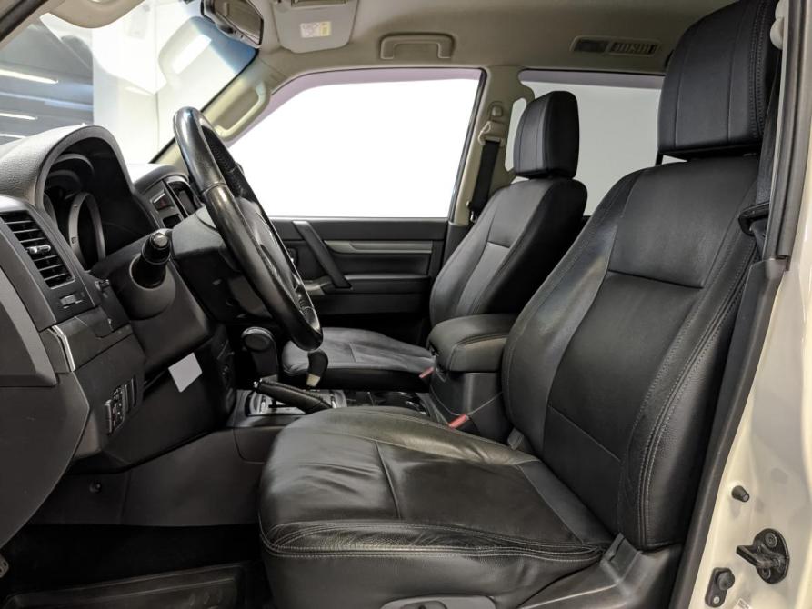 Mitsubishi Pajero IV Рестайлинг 2 Санкт-Петербург  - изображение 20