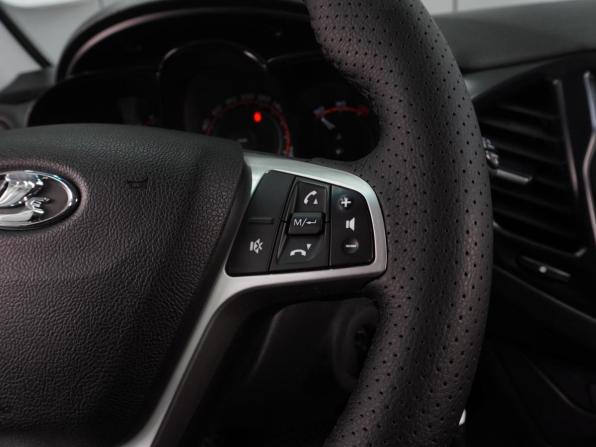 Lada (ВАЗ) Vesta I с пробегом 2018 года, цена 824 000 рублей, 101569 км, седан, Автокод Объявления