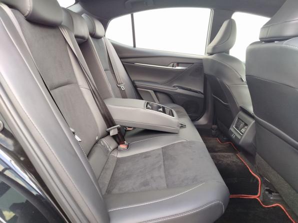 Toyota Camry IX (XV80) China Market с пробегом 2025 года, цена 4 100 000 рублей, 24 км, седан, Автокод Объявления