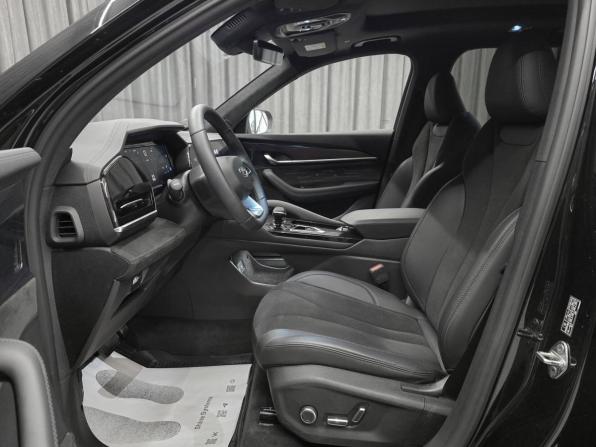 Geely Monjaro I Рестайлинг с пробегом 2024 года, цена 3 699 000 рублей, 13070 км, внедорожник, Автокод Объявления