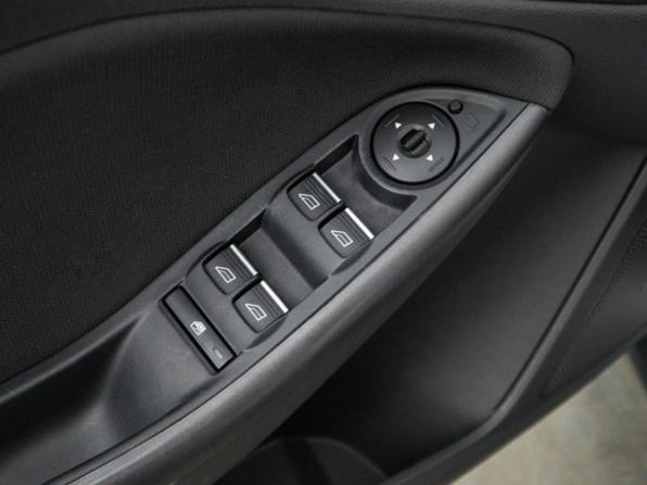 Ford Focus III Рестайлинг с пробегом 2017 года, цена 1 178 055 рублей, 88423 км, хэтчбек, Автокод Объявления