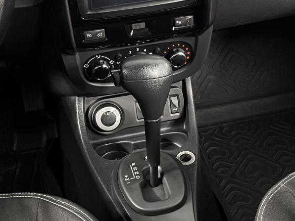 Renault Duster I Рестайлинг с пробегом 2015 года, цена 1 235 000 рублей, 160742 км, внедорожник, Автокод Объявления