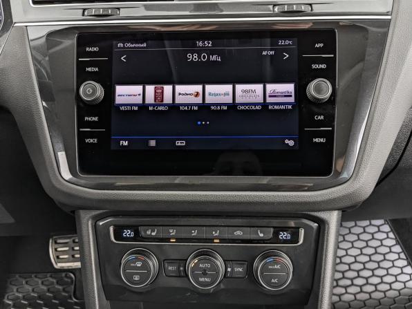 Volkswagen Tiguan II с пробегом 2018 года, цена 2 900 000 рублей, 62715 км, внедорожник, Автокод Объявления
