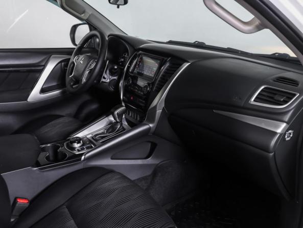 Mitsubishi Pajero Sport III с пробегом 2019 года, цена 2 878 000 рублей, 144476 км, внедорожник, Автокод Объявления