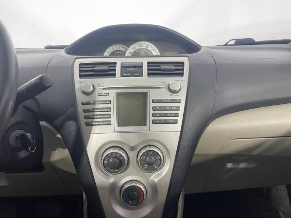 Toyota Yaris II с пробегом 2006 года, цена 509 000 рублей, 149271 км, седан, Автокод Объявления
