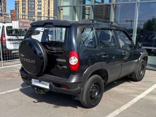 Chevrolet Niva I Рестайлинг с пробегом 2015 года, цена 580 000 рублей, 109000 км, внедорожник, Автокод Объявления