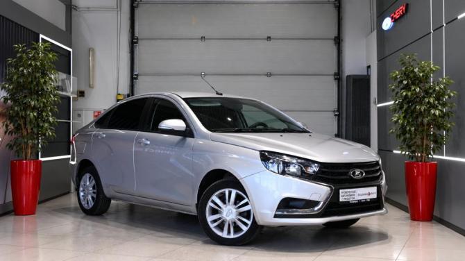 Lada (ВАЗ) Vesta I с пробегом 2017 года, цена 695 000 рублей, 127131 км, седан, Автокод Объявления