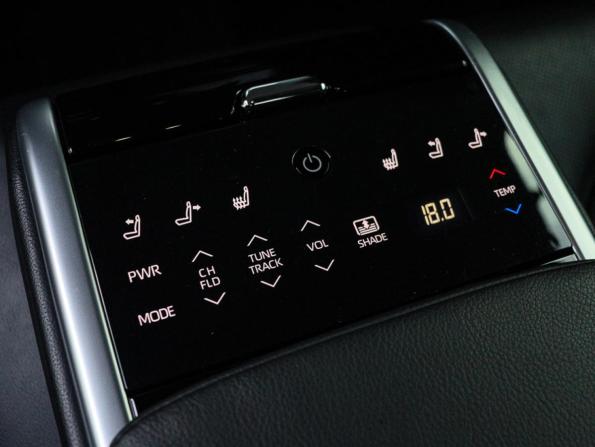 Toyota Camry VIII (XV70) с пробегом 2019 года, цена 3 100 000 рублей, 97633 км, седан, Автокод Объявления