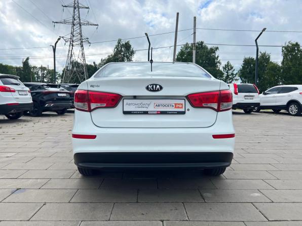 Kia Rio III с пробегом 2015 года, цена 895 000 рублей, 235664 км, седан, Автокод Объявления