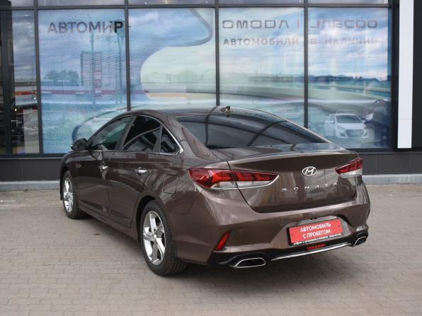 Hyundai Sonata VII (LF) Рестайлинг с пробегом 2017 года, цена 1 710 000 рублей, 172478 км, седан, Автокод Объявления