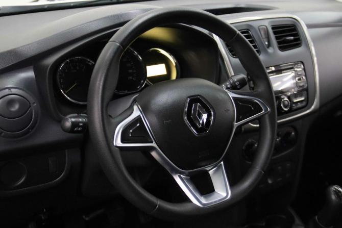 Renault Sandero II Рестайлинг с пробегом 2019 года, цена 785 850 рублей, 93379 км, хэтчбек, Автокод Объявления