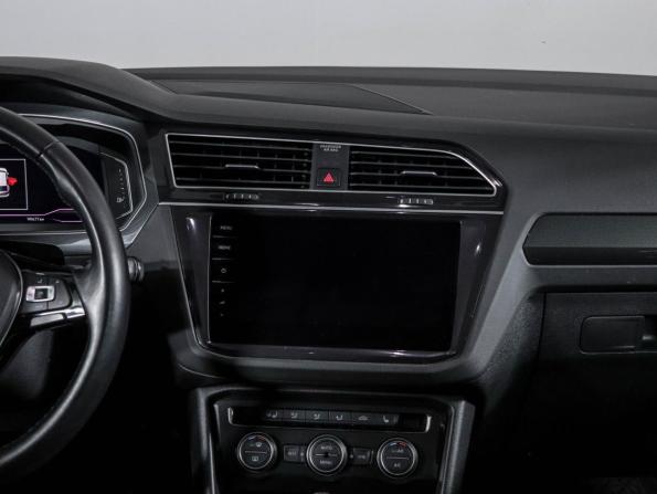Volkswagen Tiguan II с пробегом 2019 года, цена 3 750 000 рублей, 99478 км, внедорожник, Автокод Объявления